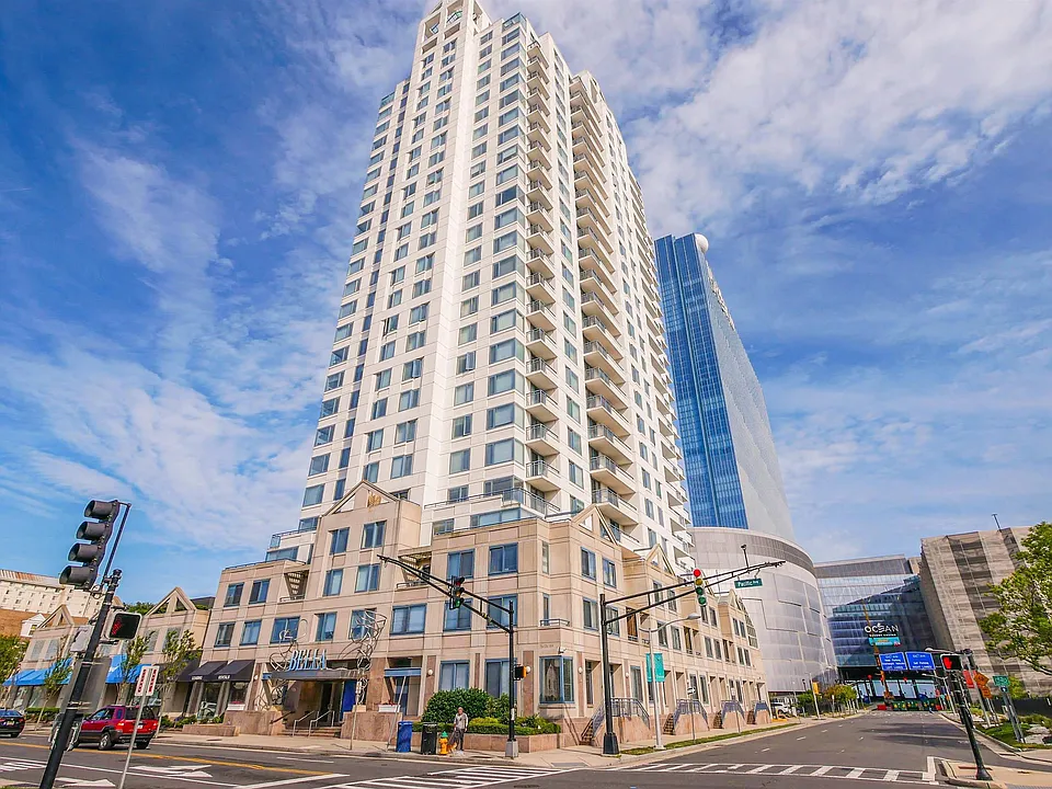 526 Pacific Ave
