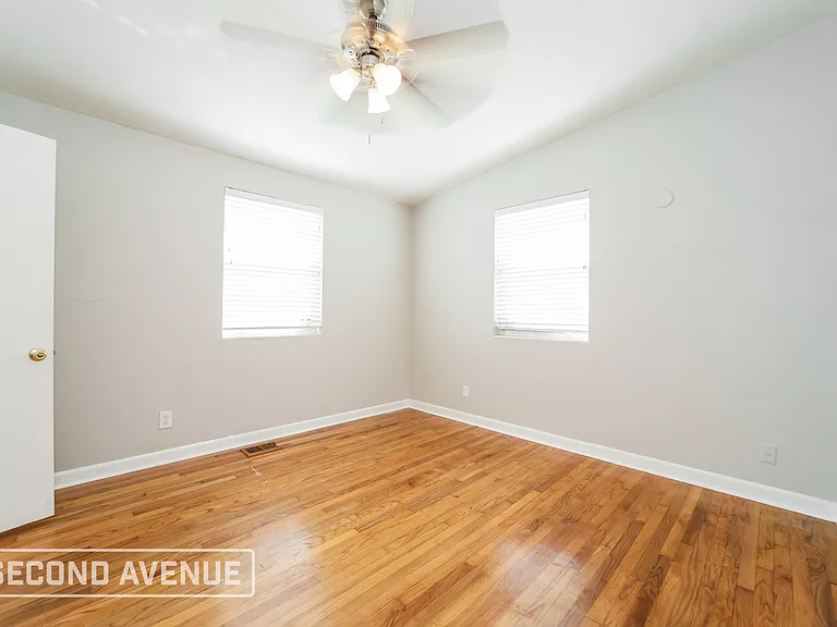 11267 Bruce Dr — Photo 15