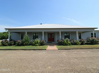 374 Fox Rd, Shaw, MS 38773