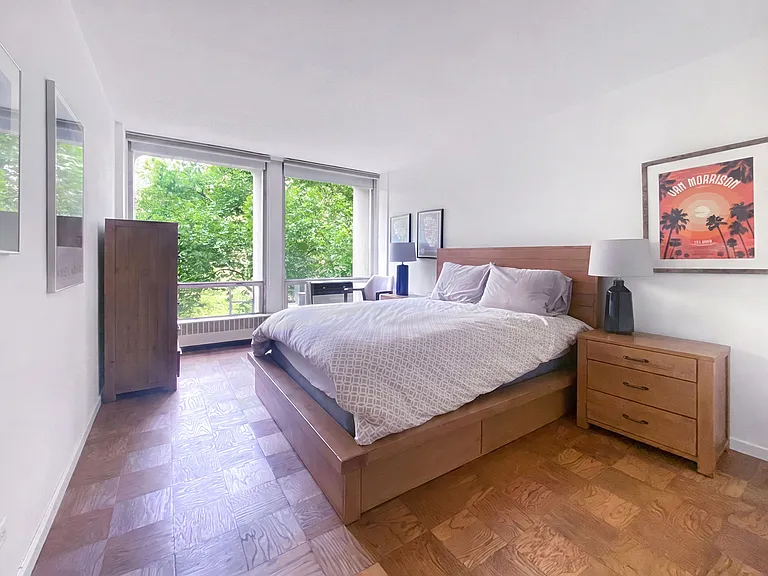 343 E 30th St #4B — Photo 7