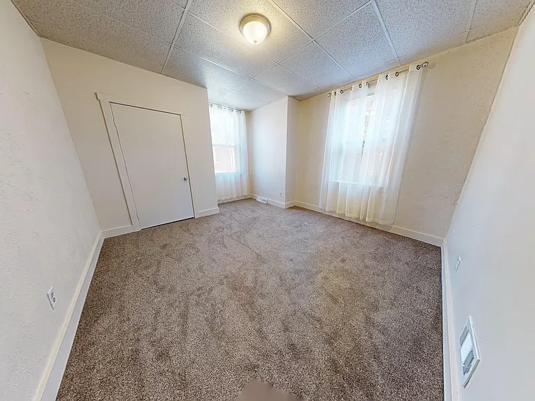 2323 Laplace St — Photo 6