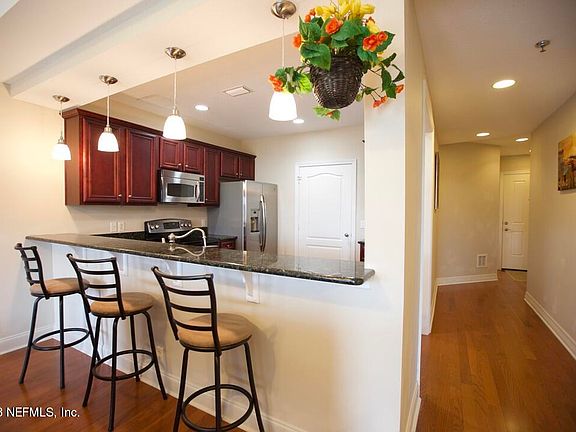 4th image of 701 MARKET Street #206