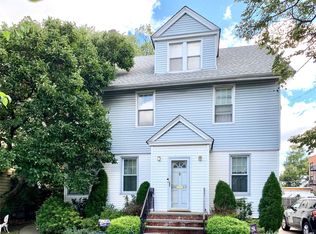 1475 154th St, Whitestone, NY 11357