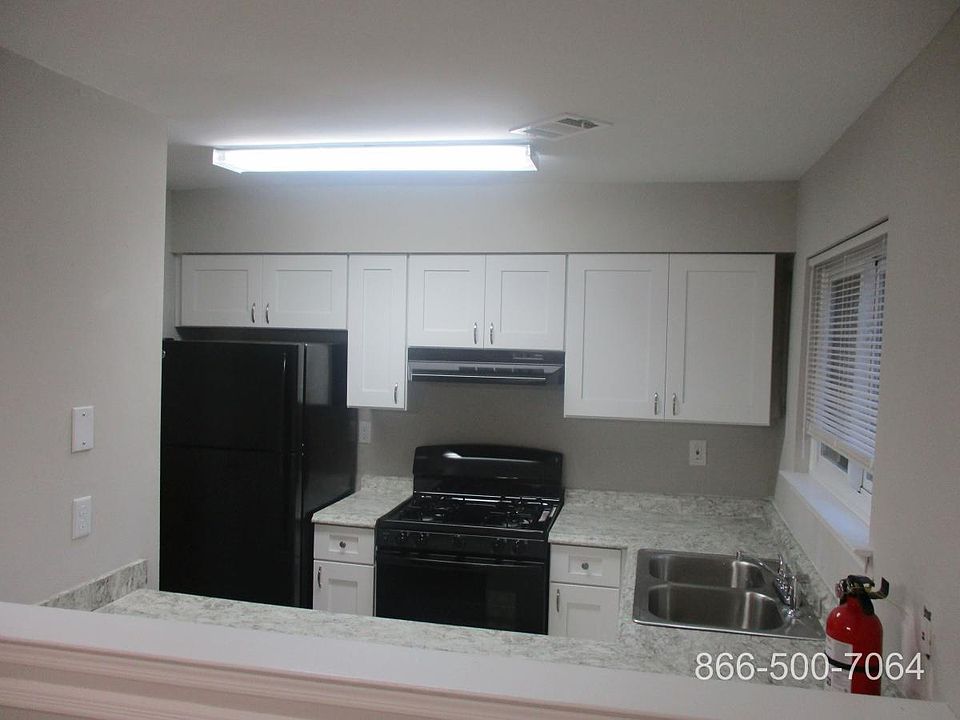 1st image of 148 Delaware Trl