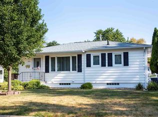 1839 Howard Ave, Waterloo, IA 50702