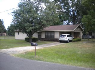 230 Meadow Dr, Mansfield, LA 71052