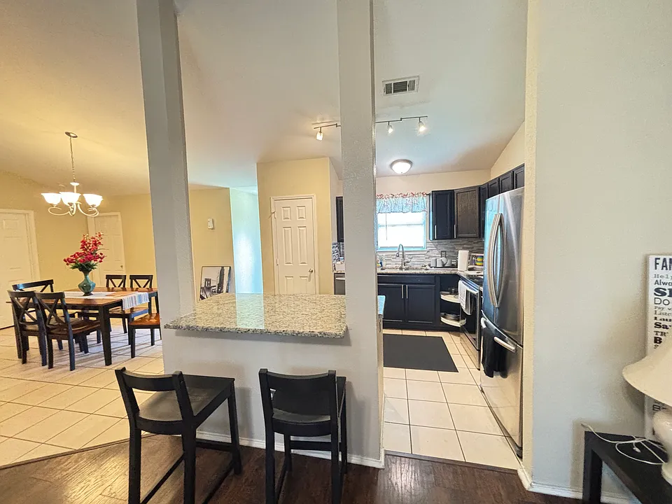 606 Debra Dr