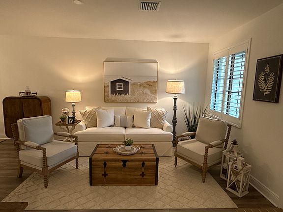 Entry formal living space