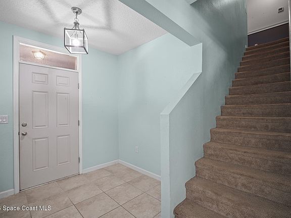 5th image of 2635 Falcon Ln