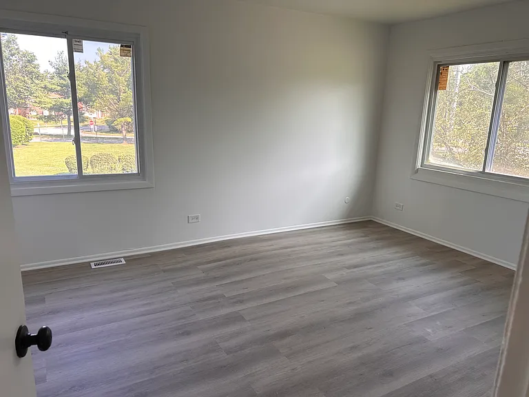 712 Marina Ct #1 — Photo 4