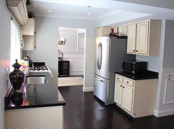4th image of 1519 Sawgrass Ct
