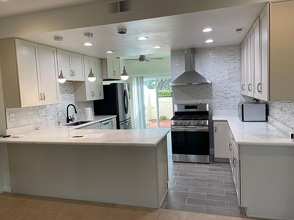 2nd image of 1820 Willowspring Dr