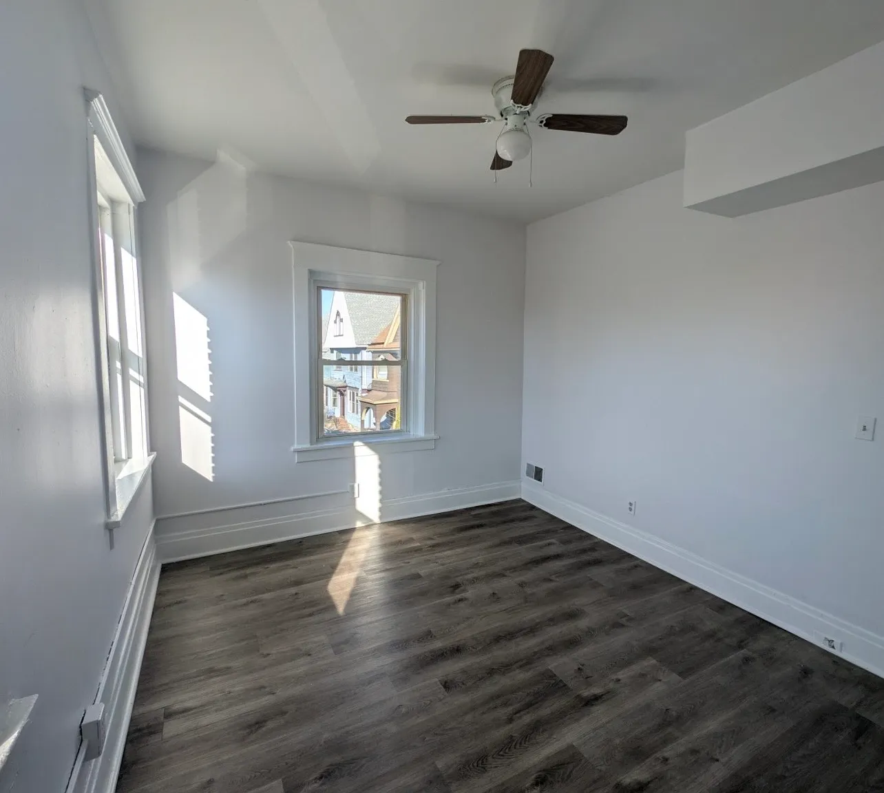 1 bed, 950 sqft, $975 — Photo 2
