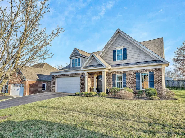102 N Oaks Dr, Salem, VA 24153