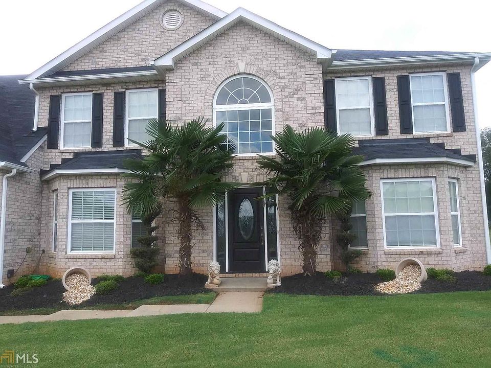 2nd image of 561 Trotters Ln