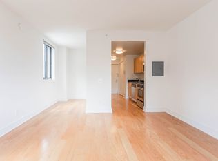 323 W 96th St APT 412, New York, NY 10025