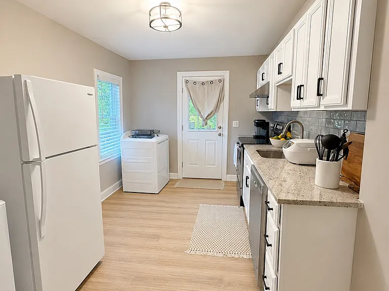 1 Commonwealth Ave #2 — Photo 3