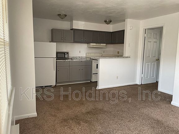 3rd image of 1314 Little Bay Ave #12