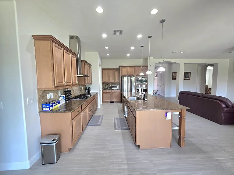 639 W Coconino Pl — Photo 6