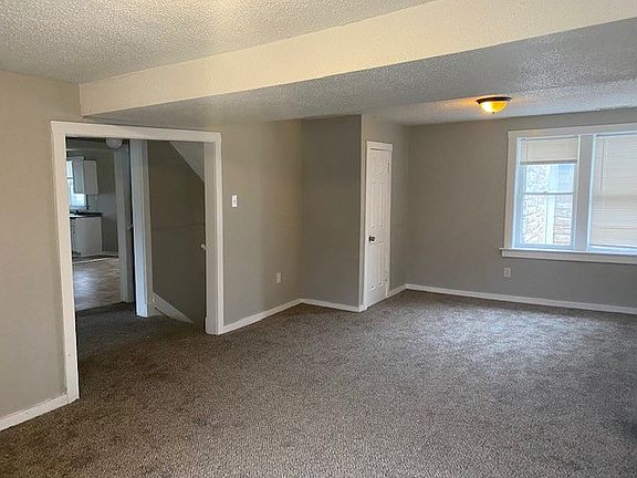 2nd image of 3212 Benton Blvd #4B-2Ba-1600Sqft