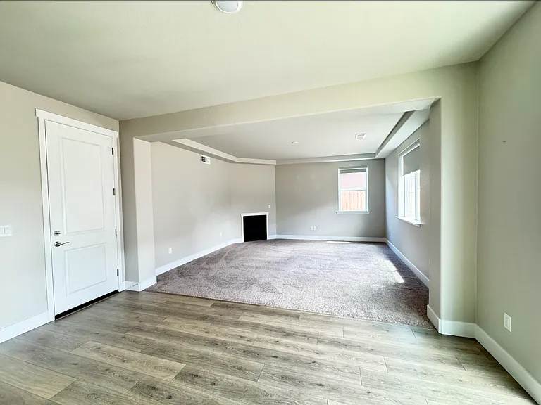 7507 Rambling Ridge Rd — Photo 6