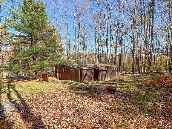 26th image of 1162 Cowley Hill Rd