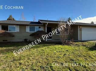 740 NE Cochran Ave, Gresham, OR 97030