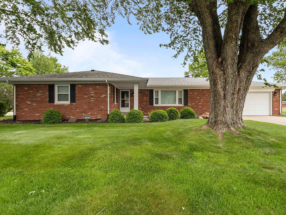 1st image of 4854 E Barnett Ave