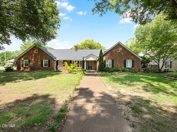 201 Ramblewood Dr, Jackson, TN 38305