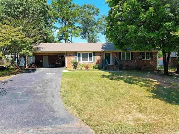 291 Ferndale Dr, Boiling Springs, SC 29316