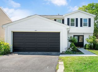 865 W Bryn Mawr Ave, Roselle, IL