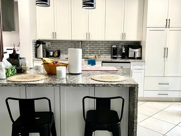 3450 Blue Lake Dr APT 107, Pompano Beach, FL 33064