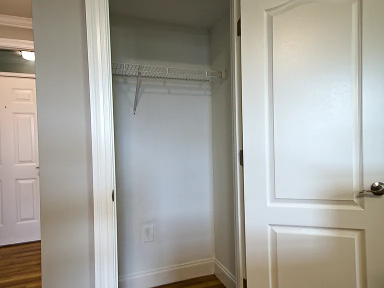 Hayden Place Apartments — Photo 31