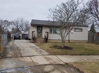 2836 Osage Cir, Waukegan, IL 60087