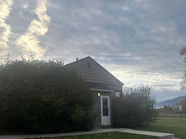 506 E Cooper Loop