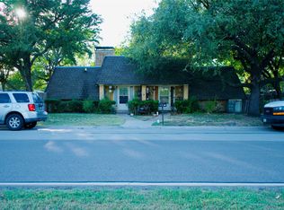 2205 Bowling Green St, Denton, TX 76201
