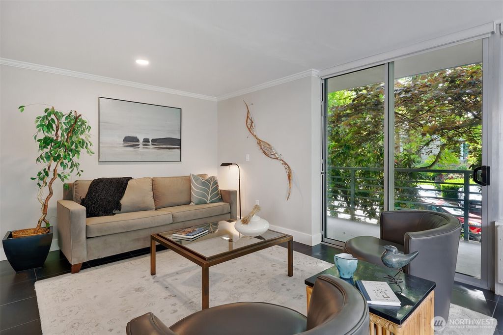 2040 43rd Avenue E #201, Seattle, WA - View 2