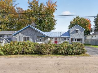 1213 Burns Dr, Laurentian Valley, ON K8A7M9