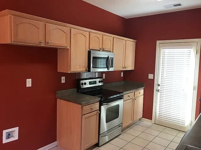 9085 Chimneyrock Blvd — Photo 6