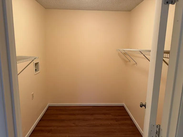 243 S Durkin Dr #16 — Photo 8