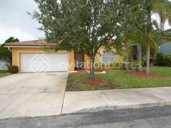 16594 NW 7th St, Pembroke Pines, FL 33028