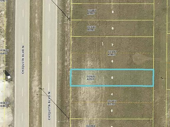 2nd image of 1921 N Chiquita Boulevard