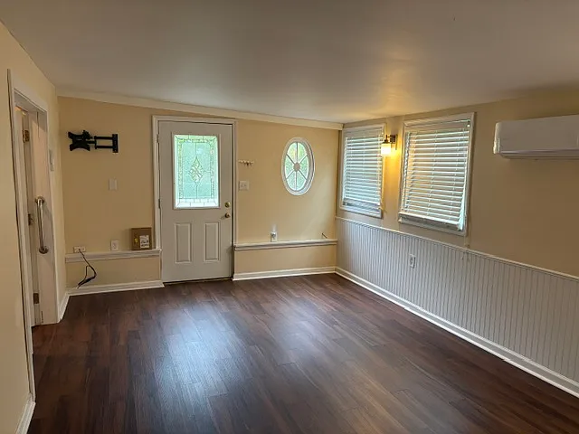 203 Brookside Dr #2 — Photo 8