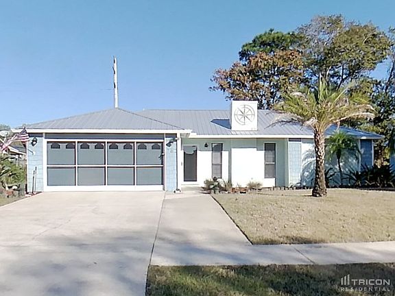 3rd image of 762 Viscaya Blvd
