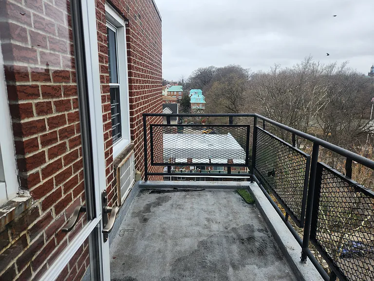 166-05 Highland Ave #9M — Photo 8