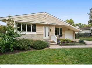 426 Fireside Ln, Cherry Hill, NJ 08003