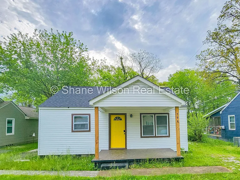 700 N Moore Rd — Photo 1