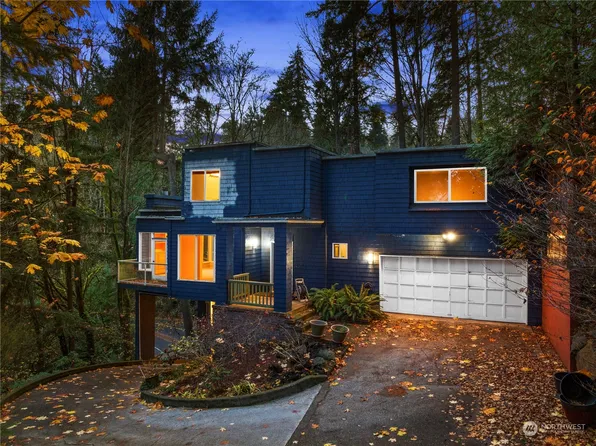9490 SE 47th Street, Mercer Island, WA 98040