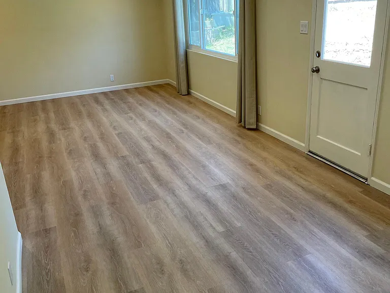 240 Potter St — Photo 5