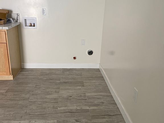 3rd image of 407 W Madison Ave